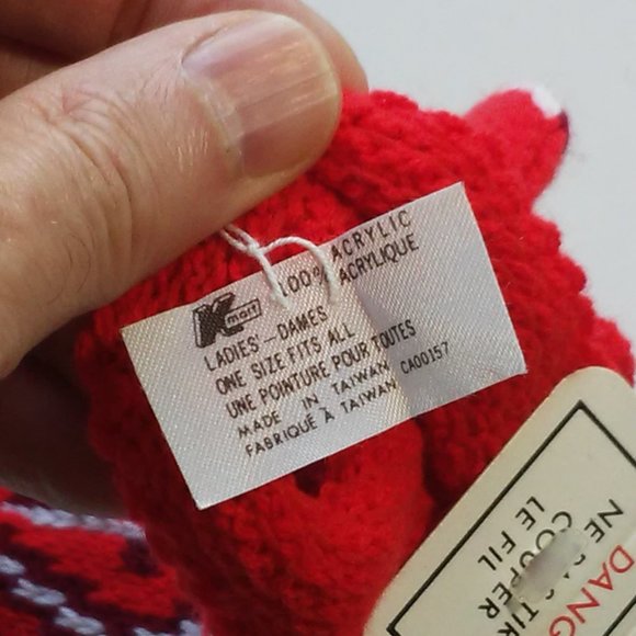 Vintage Kmart cute Mittens Ladies One Size Red & White NEW OLD STOCK - Picture 3 of 4